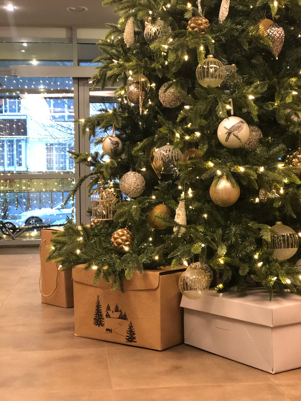 Новогодняя ель «Снежное сияние»