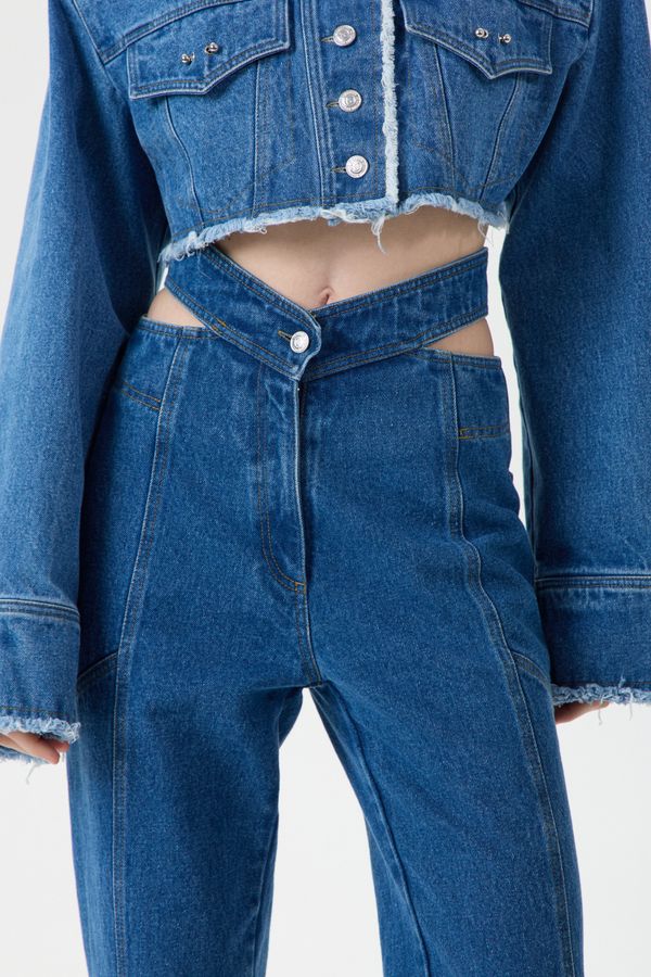 Джинсы Cut-Out