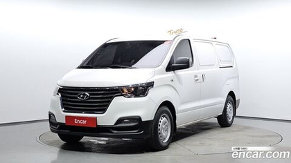 Hyundai The New Grand Starex Van 3-х местный (08.2019)