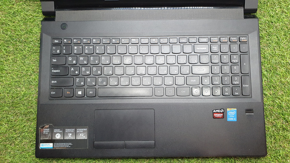 Ноутбук Lenovo i5/6 Gb/HD 8500M 2 Gb