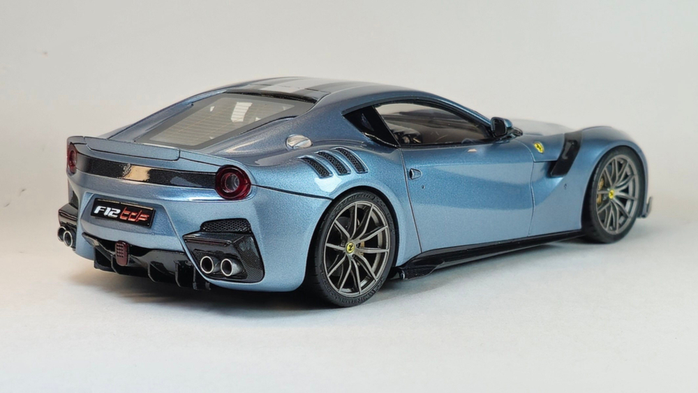 Краска лаковая HobbyLink Ferrari Azzurro Hyperion HP-1020