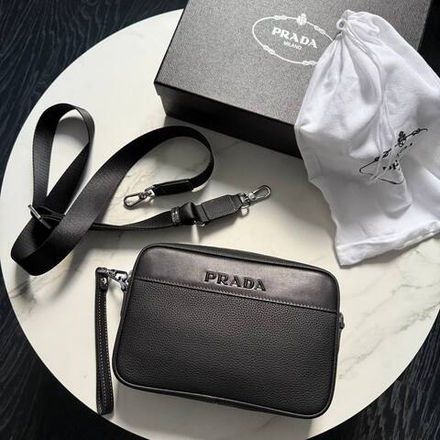 Сумка-мессенджер Prada