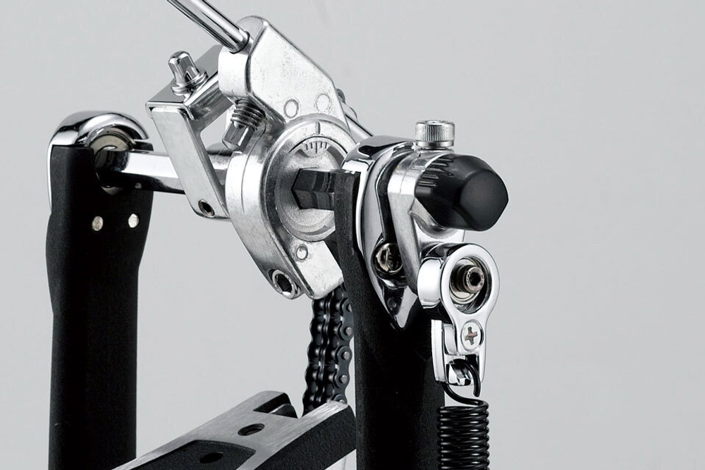 Педаль для бас-барабана TAMA HP900RN IRON COBRA DRUM PEDAL W/CASE