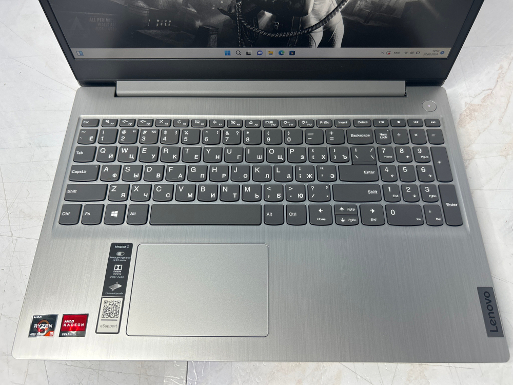 Ноутбук Lenovo ideapad 3-15ARE05. Конфигурация: AMD Ryzen 3 4300U/8GB/256GB+500GB/AMD Radeon/Win 11/FHD/