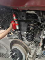 Dodge Ram 1500 (2012-2018) лифт-комплект регулируемой подвески +2" ST8000