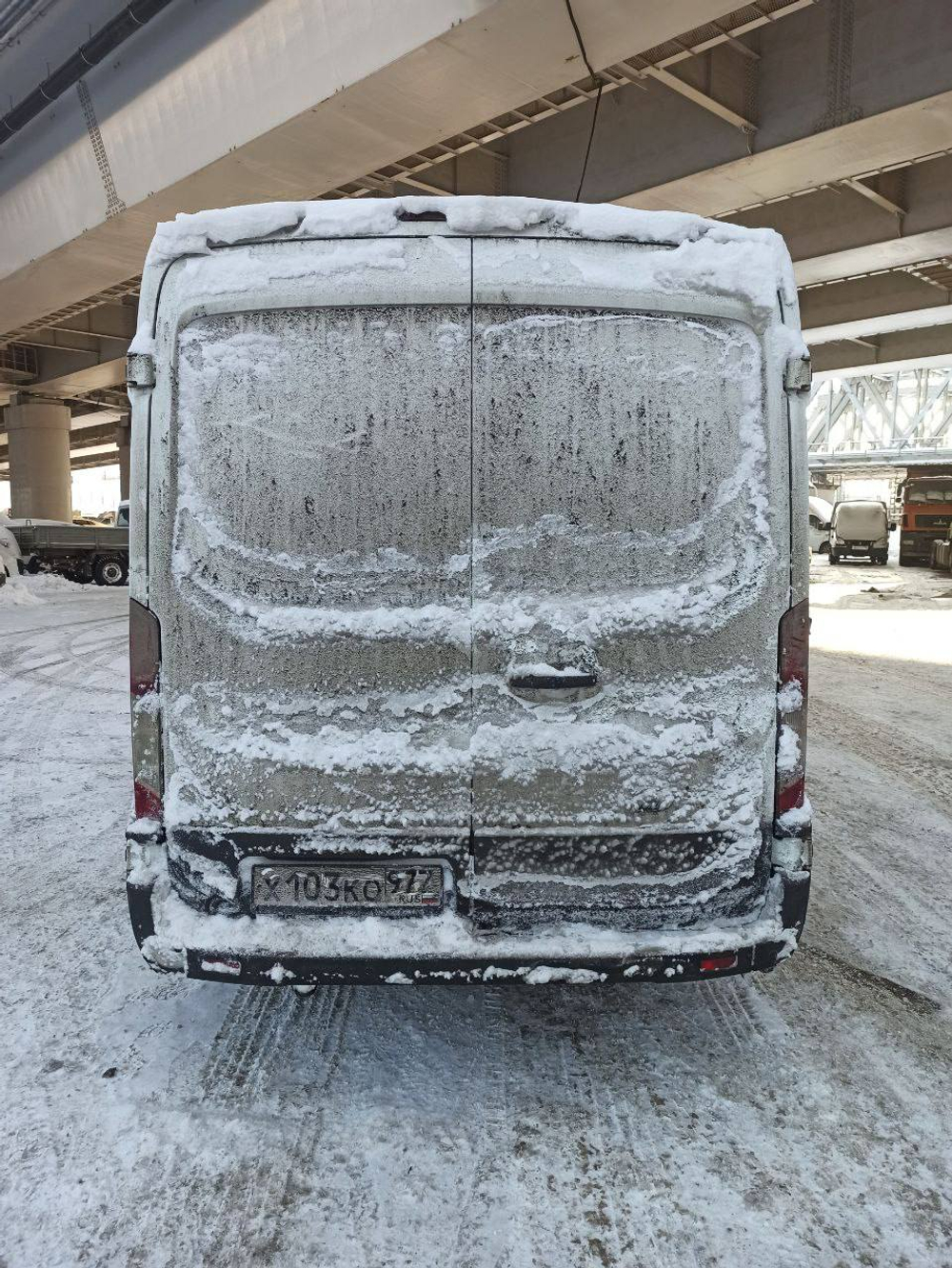 Ford TRANSIT Цельнометаллический FCD (Цельнометаллический, Дизельный, 2,2 л, 125 л.с.)