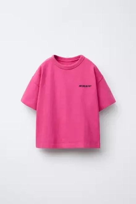 ZARA ФУТБОЛКА С ПРИНТОМ «ЛОГОТИП», ЦВЕТ ФУКСИИ