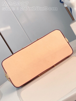 Louis Vuitton Pochette Cosmetique GM