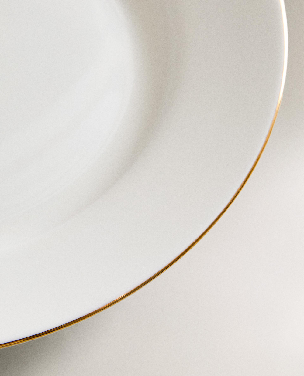 Zara Home тарелка пирожковая из костяного фарфора, цвет золотой, 16.8 см