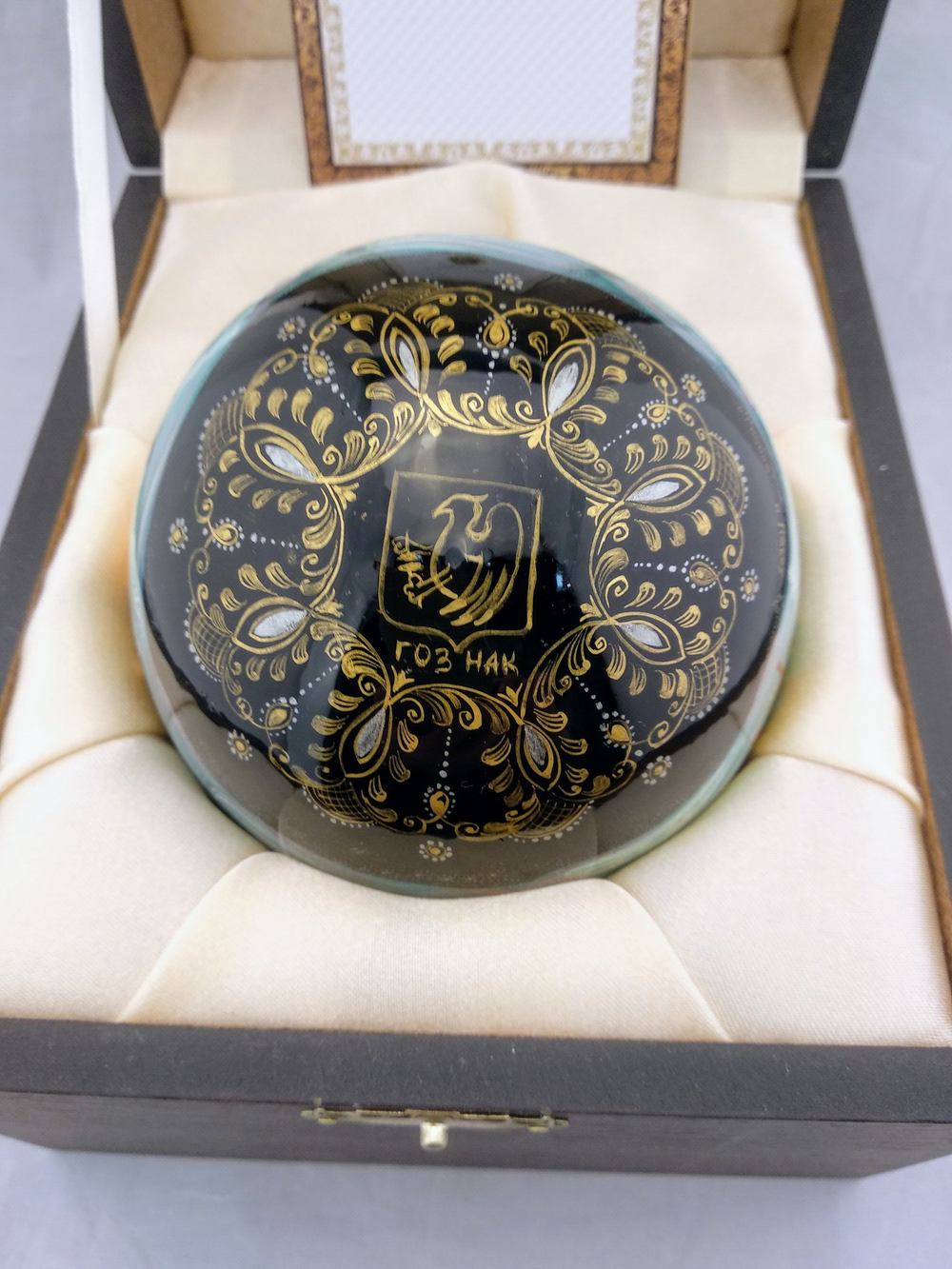 Шар новогодний с логотипом или по индивидуальному сюжету (ручная роспись)