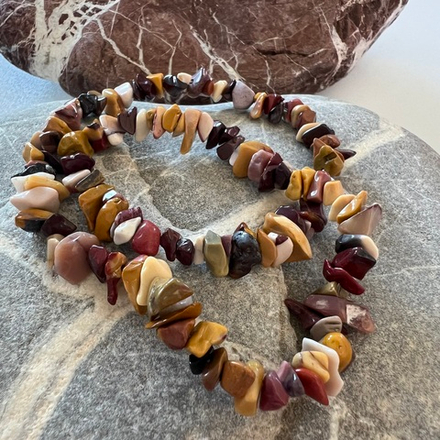 Яшма Мукаит. Камни для изделий на заказ. Цена зависит от вида заказанного изделия