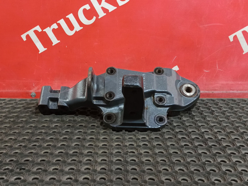 Кронштейн передней рессоры левый 2017 г.