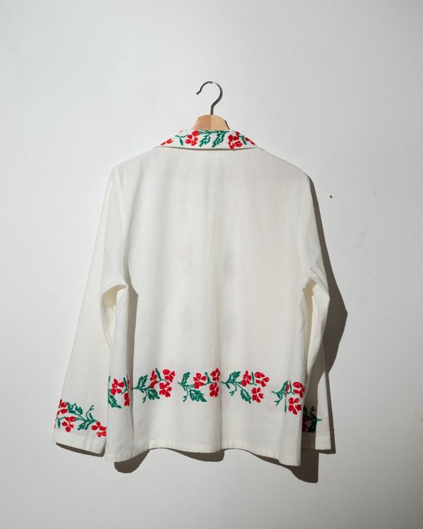 Рубашка с Красными Колокольчиками белая - фото 6