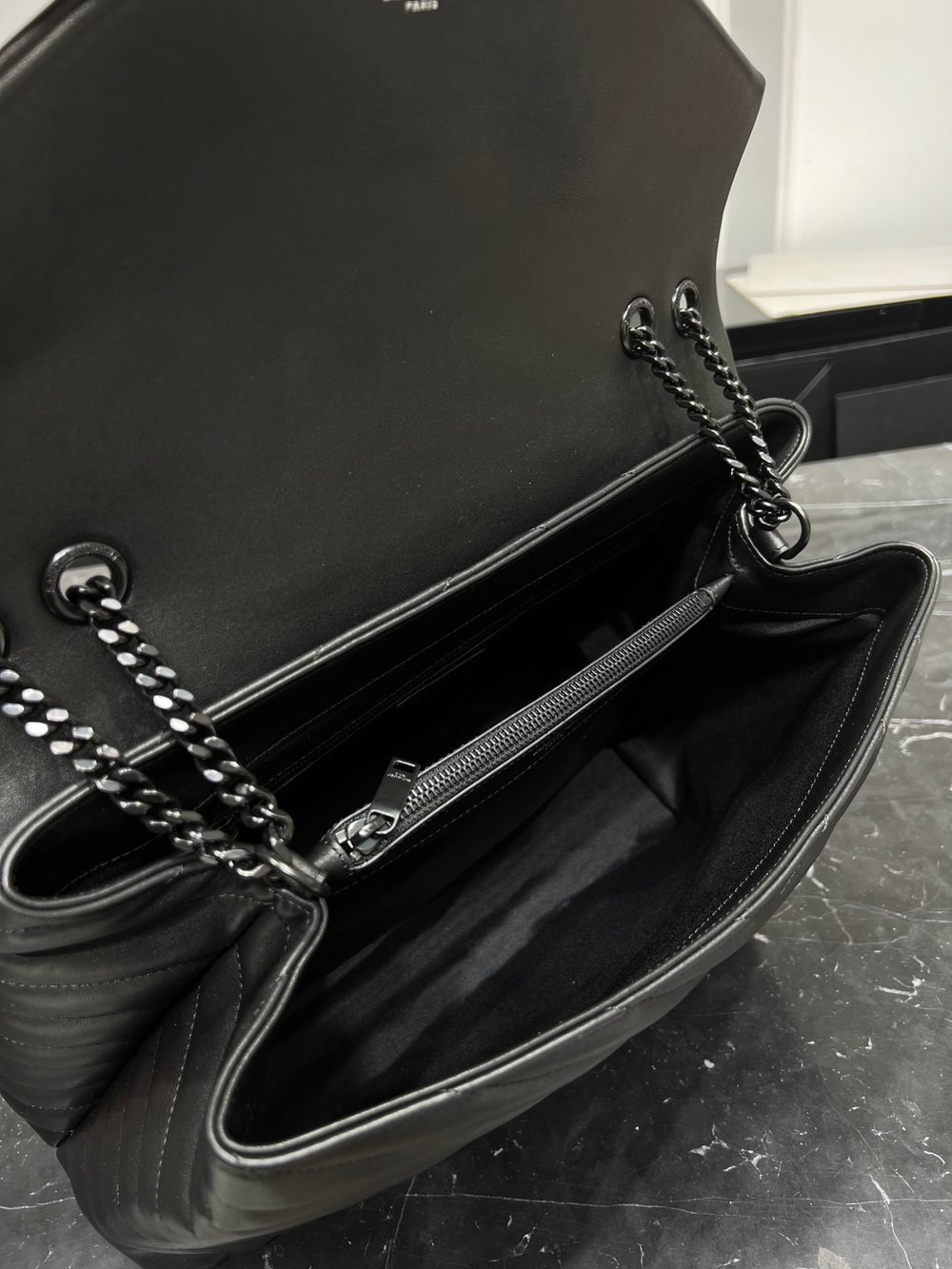 Saint Laurent Loulou 38 cm