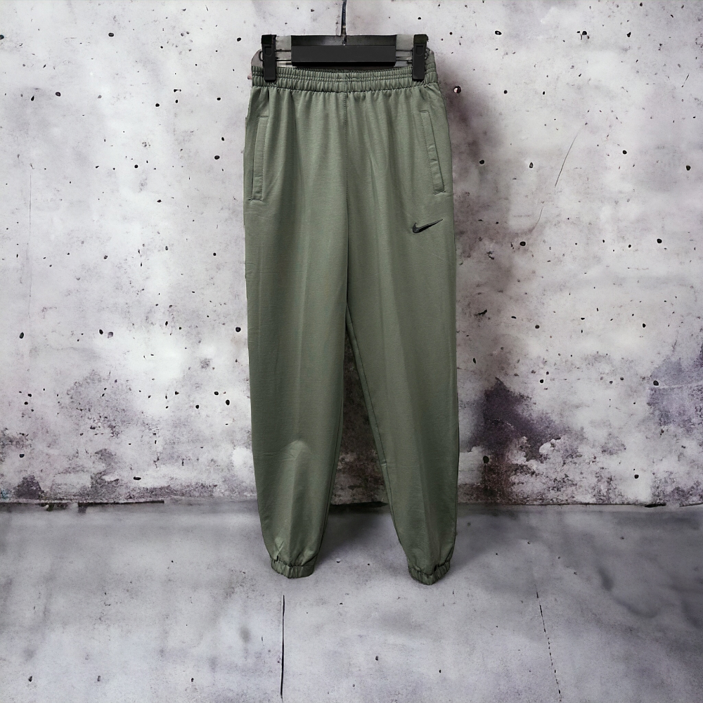 Штаны Nike #11 • Зеленый