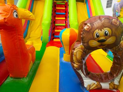 Коммерческий надувной батут «Звериная команда», 8*4*5 м