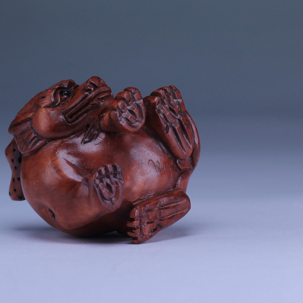 Нэцкэ Дракон круглый