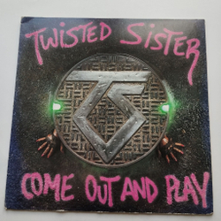 Винтажная виниловая пластинка LP Twisted Sister Come Out And Play (Japan 1985) (No Obi) You Want What We Got
