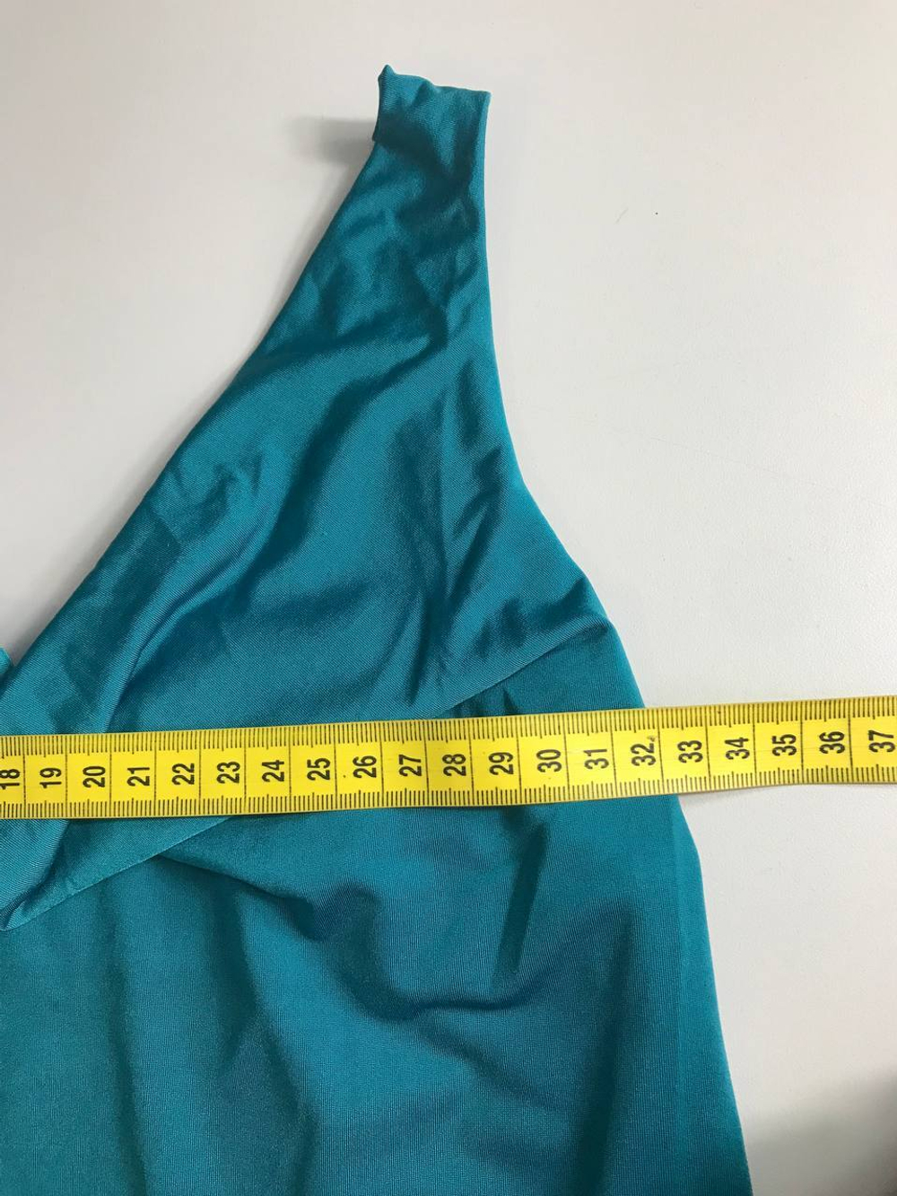 Топ на каждый день, визуально 42/44 размер