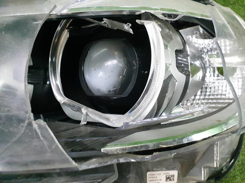 Битая Фара левая BMW 5er G30 (2017-2020) LED
