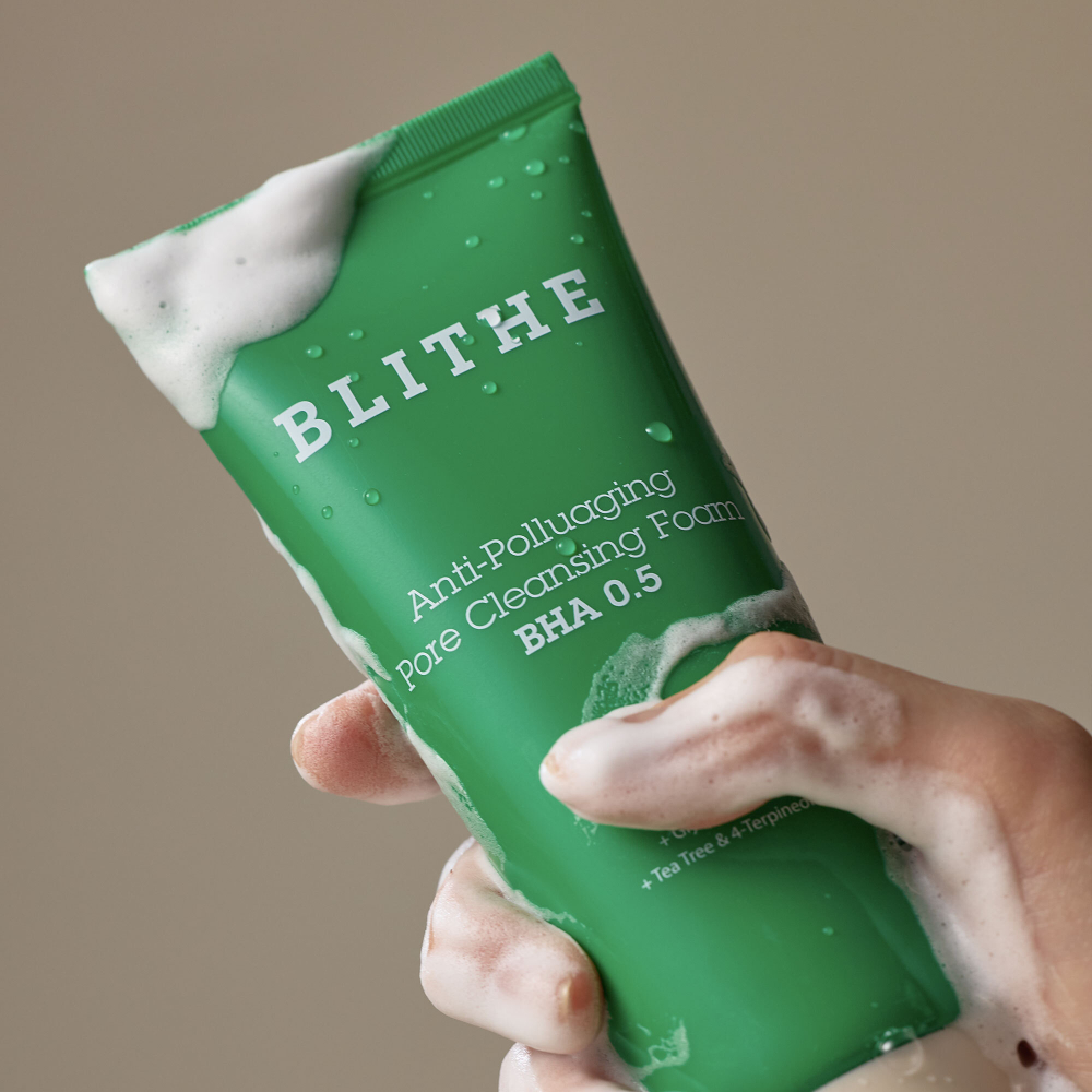 Blithe Очищающая пенка с BHA-кислотой - Blithe Anti-Polluaging Pore Cleansing Foam, 150 мл