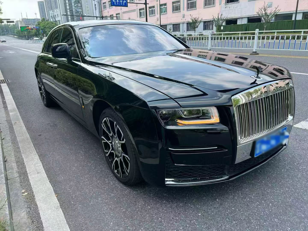 Обвес переделка из Rolls Royce Ghost 2010-2014 в RR21 2020-2025 Роллс Ройс тюнинг