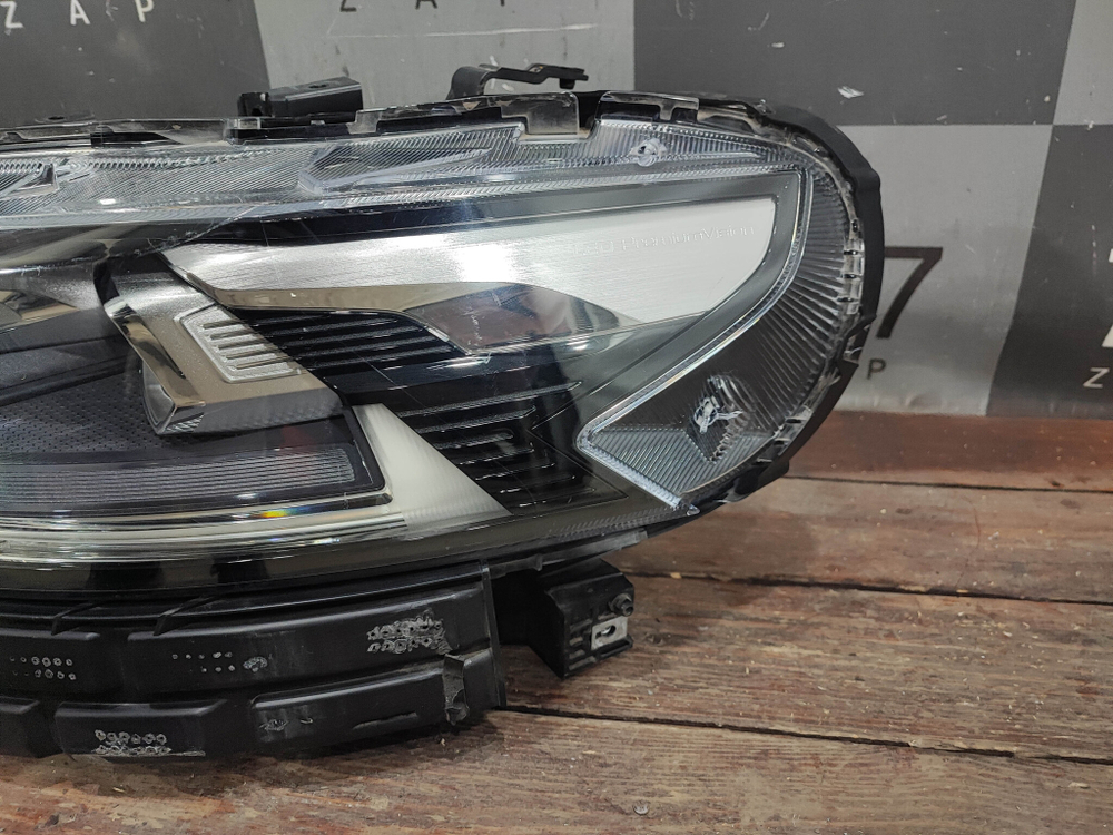 Фара левая LED Haval F7 1 19-24 Б/У Оригинал 4121102XKQ00A