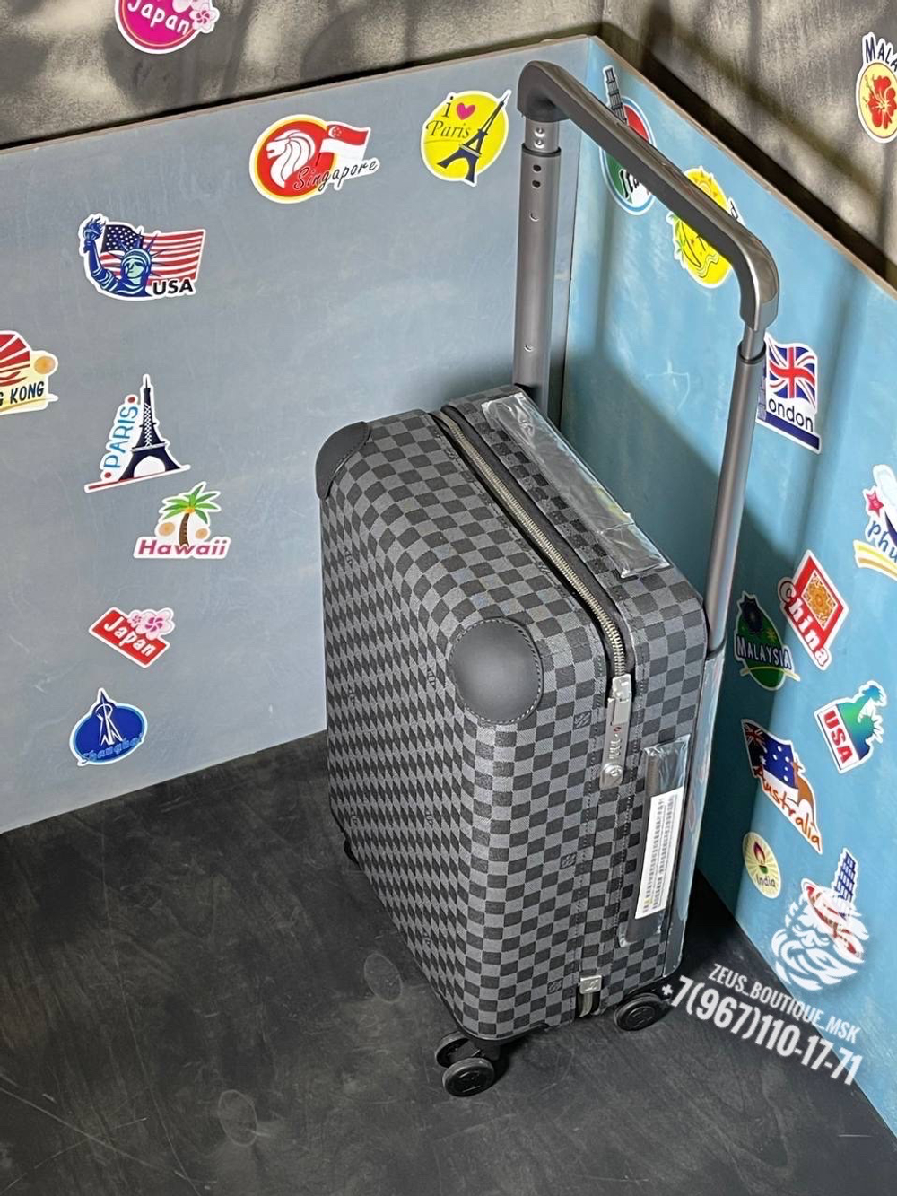 Дорожный чемодан Louis Vuitton Horizon 50
