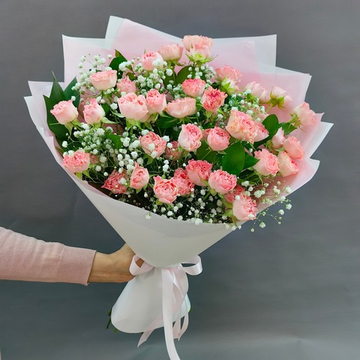 Букет из 9 кустовых роз сорта "Fair flow"