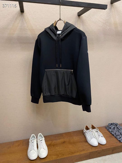 Кофта с капюшоном Moncler