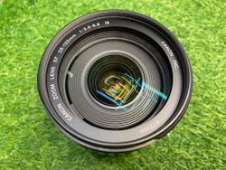 Canon EF 28-135mm 3.5-5.6 IS USM