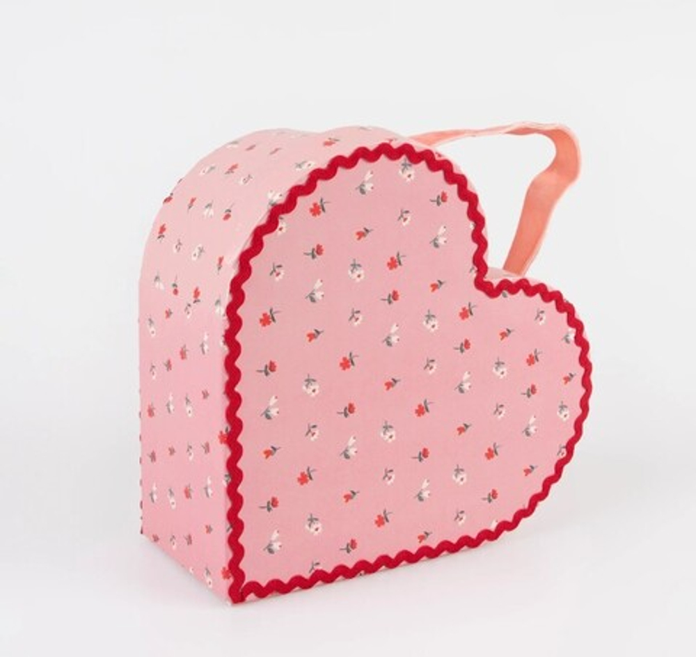 Набор чемоданов "Винтажные розы" 2 шт.