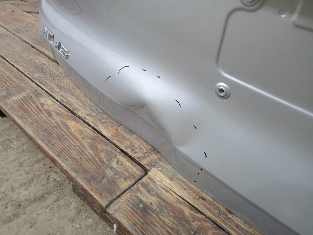 Крышка багажника Geely Atlas 2 23-нв Б/У Оригинал 5062053300C15