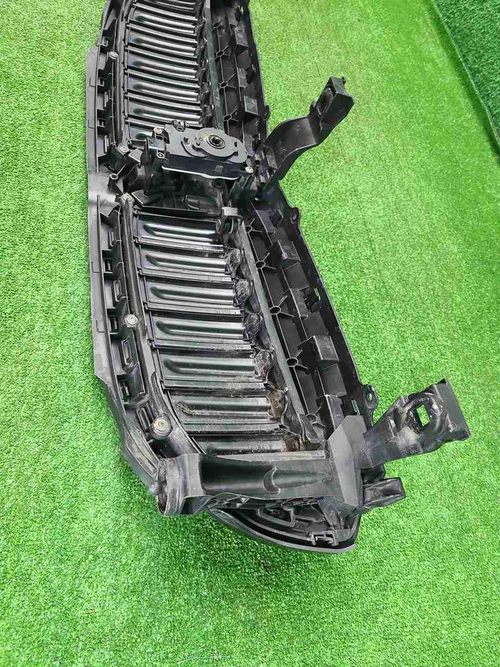 Решетка радиатора BMW 3er G20 G21 G28 (2018-2022)