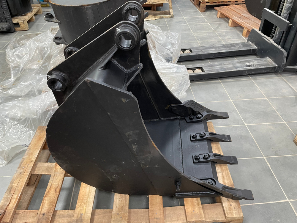 Ковш JCB 3CX 4CX 600 мм стандарт