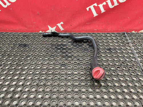 Маслозаливная горловина 2021г