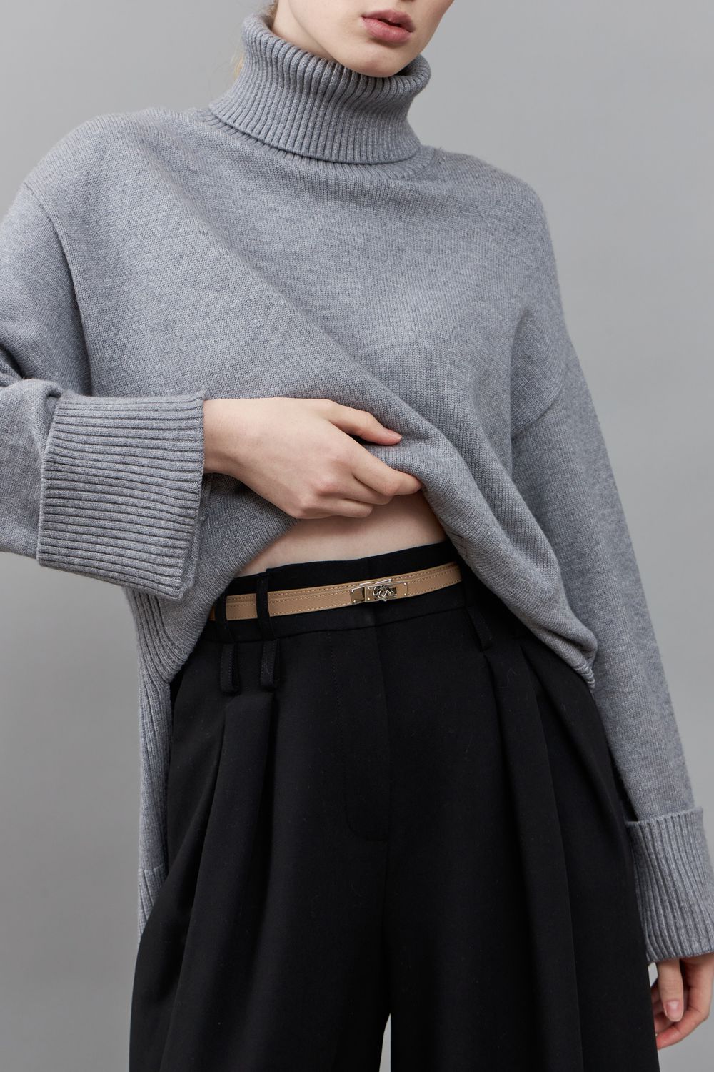 ТОНКИЙ РЕМЕНЬ В ДВА ОБОРОТА LATTE