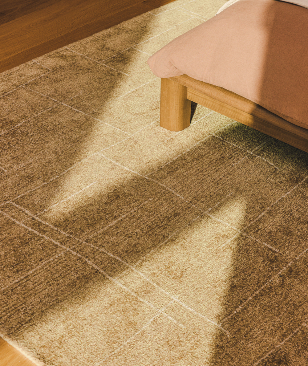 Ковер Eloda из шерсти и вискозы горчичного цвета, 160 x 230 см