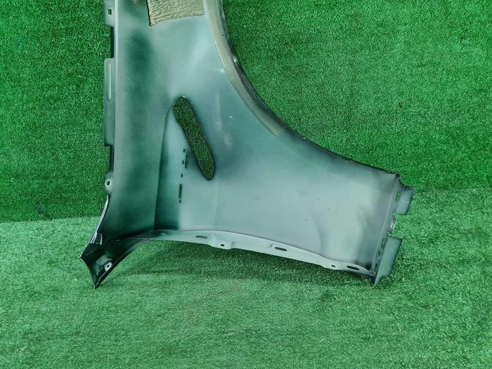 Крыло переднее левое BMW M5 F90 (2017-н.в.)