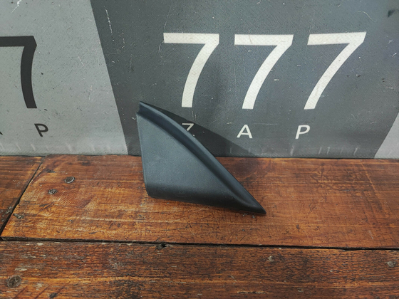 Накладка двери передняя правая Chery Tiggo 4 18-нв Б/У Оригинал J686102060