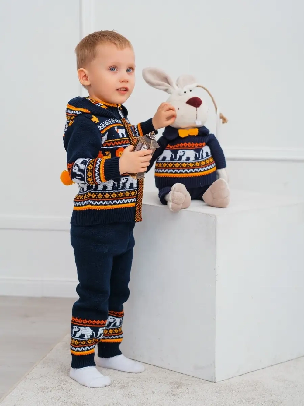 Костюм вязаный детский "Веселый зоопарк"