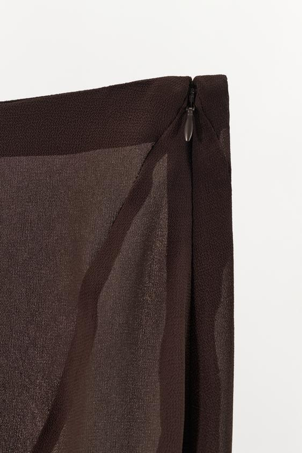 ZARA ЮБКА ИЗ ЖОРЖЕТА С АСИММЕТРИЧНЫМ КРУЖЕВОМ, ТЕМНО-КОРИЧНЕВЫЙ