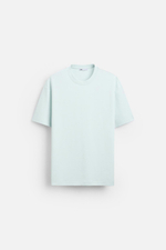 Базовая футболка regular fit