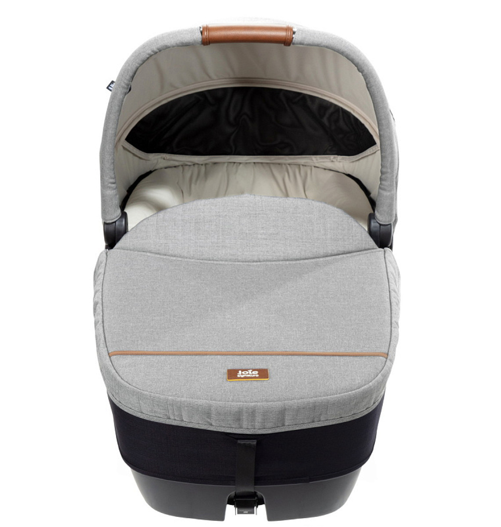 Автокресло Joie Calmi с Базой Joie I-Base Encore Carbon