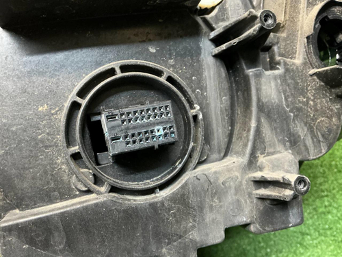 Фара правая BMW X1 F48 (2015-2019) LED