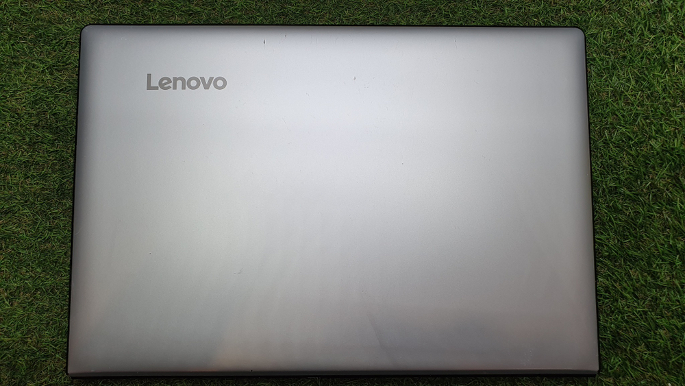 Ноутбук Lenovo i3-6/8Gb