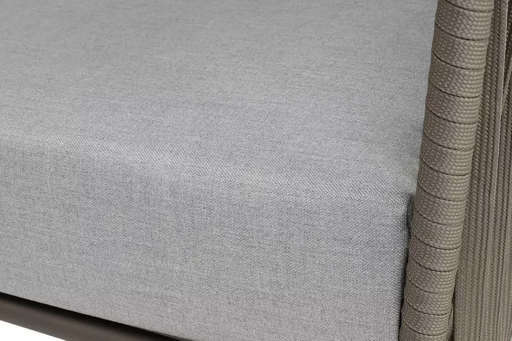 "Багамы" диван 3-местный плетеный из роупа, каркас алюминий бежево-серый (RAL7006) муар, роуп серо-коричневый 23мм, ткань светло-серая