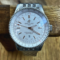 Часы Breitling
