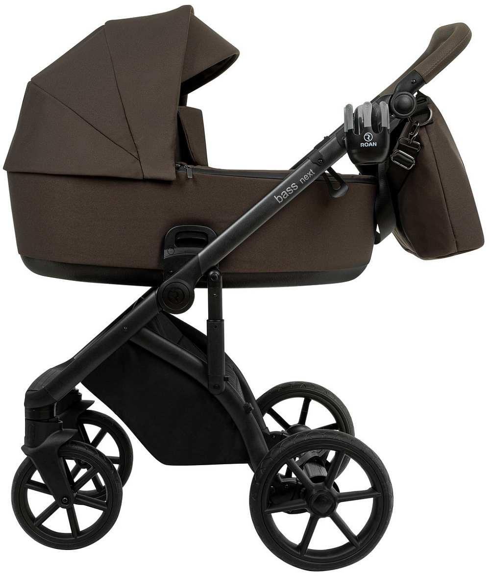 Детская коляска Roan Bass Next 2.0 3 в 1 с автокреслом Tutis Elo Lux EduSky Black BSN/44/2 Turkish Coffe/Black/руч.Cappuccino