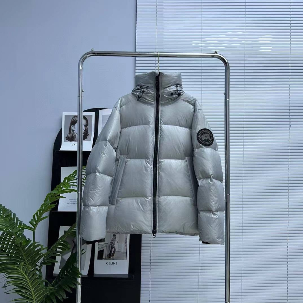 Пуховик Canada Goose